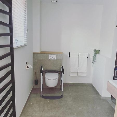 Mina En Family Bed And Breakfast Meise Екстер'єр фото