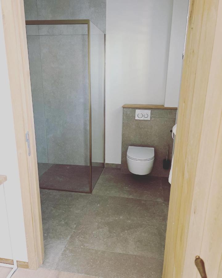 Mina En Family Bed And Breakfast Meise Екстер'єр фото